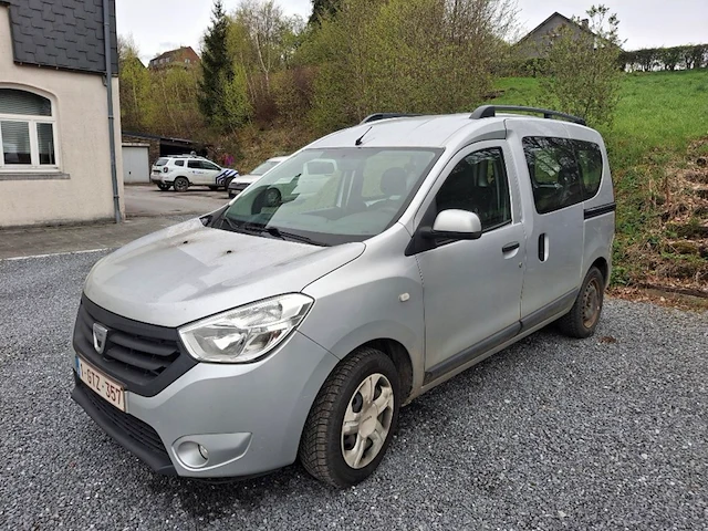 Dacia dokker - afbeelding 1 van  6