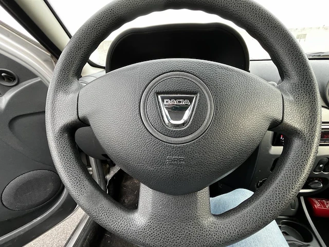 Dacia duster 1.6i 4x2 prestige 105, 2012 - afbeelding 3 van  28