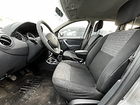 Dacia duster 1.6i 4x2 prestige 105, 2012 - afbeelding 6 van  28