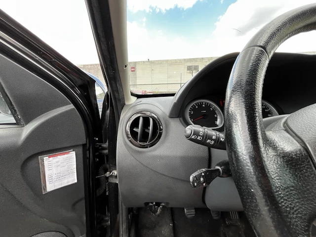 Dacia duster, 2010 - afbeelding 8 van  33