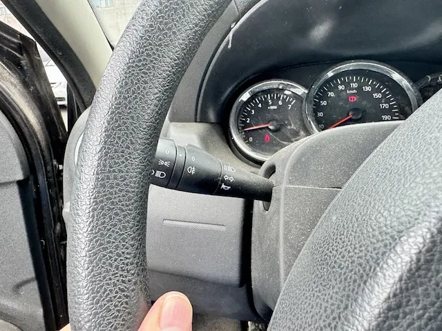 Dacia duster ambiance 2wd, 2015 - afbeelding 6 van  30