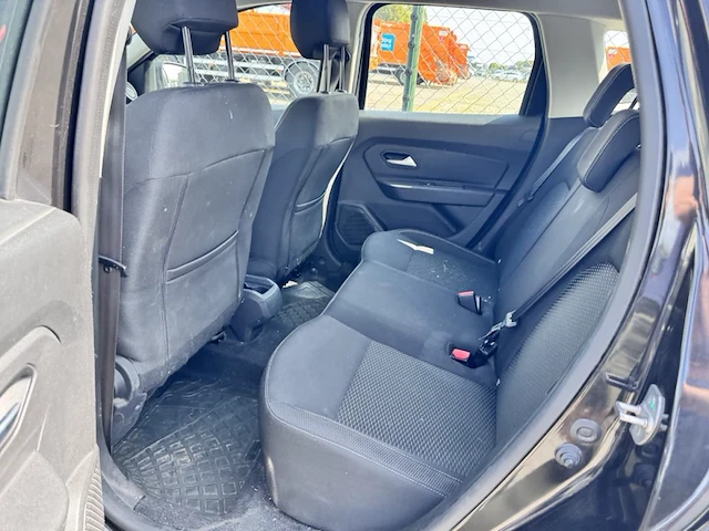Dacia duster comfort 115 2wd,duster comfort 115 2wd - afbeelding 10 van  23