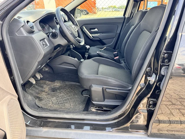 Dacia duster comfort 115 2wd,duster comfort 115 2wd - afbeelding 22 van  23
