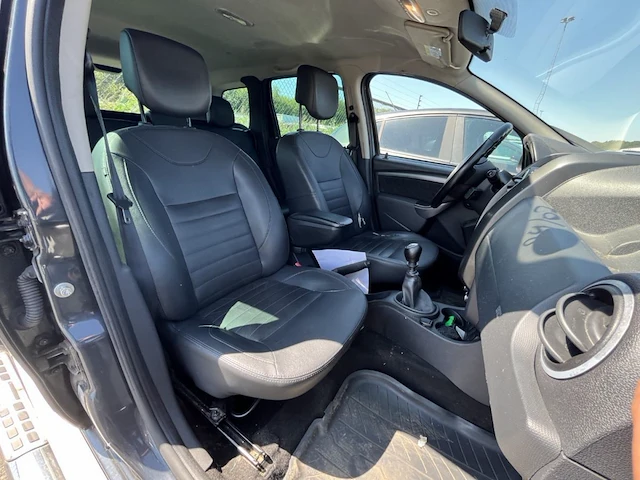 Dacia duster phase 2 1.2 tce 4x2 prestige,2014 - afbeelding 16 van  36
