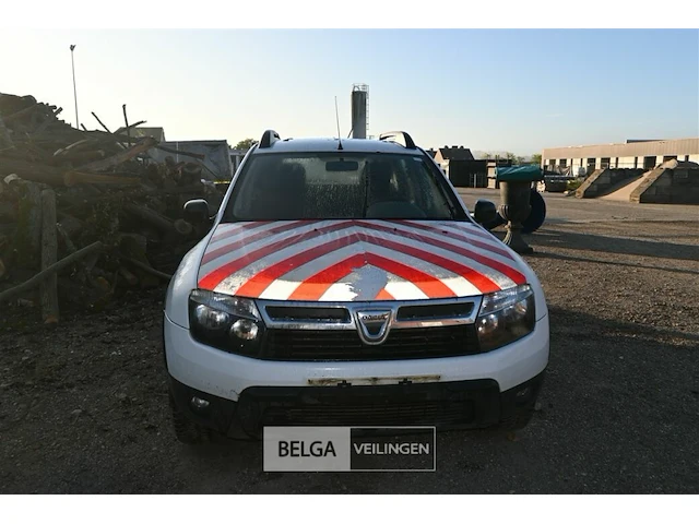Dacia duster stationwagen - afbeelding 4 van  25