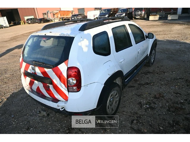 Dacia duster stationwagen - afbeelding 14 van  25