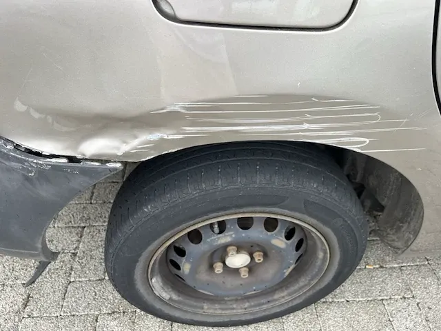 Dacia logan 1.2i ambiance 75, 2013 - afbeelding 15 van  23