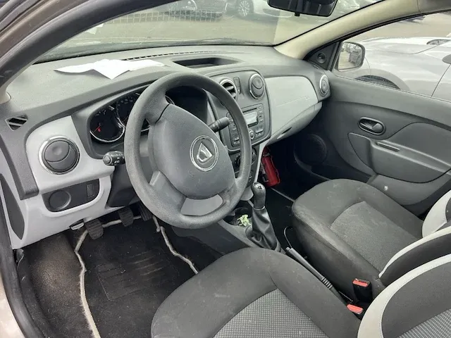 Dacia logan 1.2i ambiance 75, 2013 - afbeelding 19 van  23