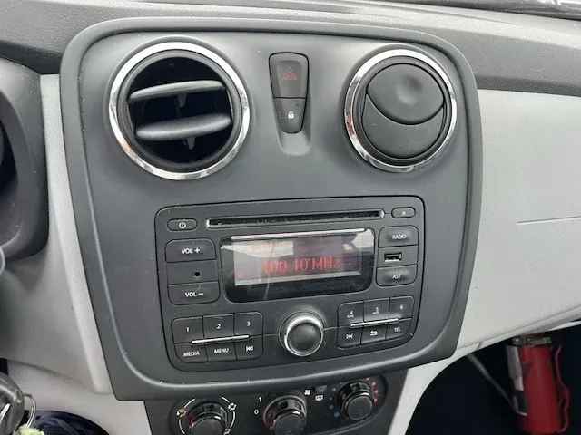 Dacia logan 1.2i ambiance 75, 2013 - afbeelding 22 van  23