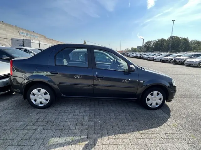 Dacia logan 1.2i laureate 75, 2010 - afbeelding 14 van  19