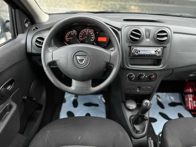 Dacia logan, 2016 - afbeelding 14 van  15