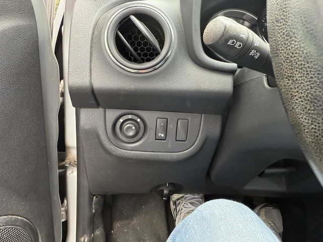 Dacia logan logan 1.0i sce laureate 73, 2018 - afbeelding 9 van  30