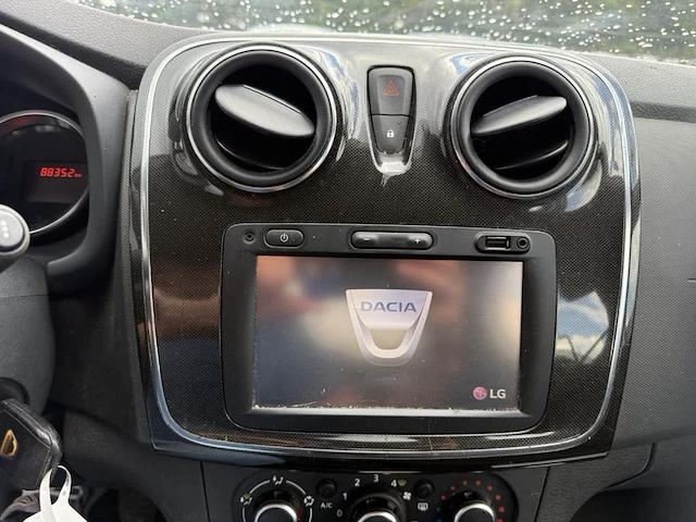 Dacia logan logan 1.0i sce laureate 73, 2018 - afbeelding 30 van  30