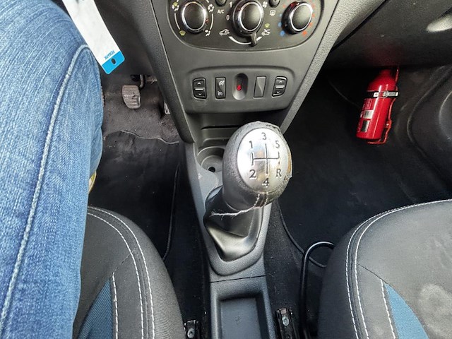 Dacia logan mcv 0.9 tce anniversary,2015 - afbeelding 4 van  33