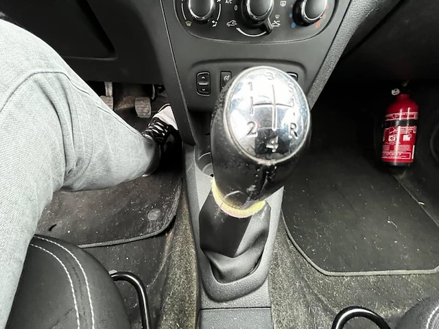 Dacia logan mcv 0.9 tce anniversary,2016 - afbeelding 3 van  37