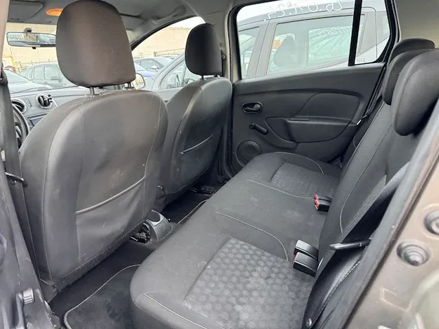 Dacia logan mcv laureate dci 90 5pl, 2015 - afbeelding 16 van  24
