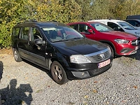 Dacia logan personenauto - afbeelding 13 van  17