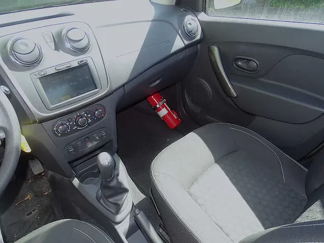 Dacia logan tce - afbeelding 33 van  50