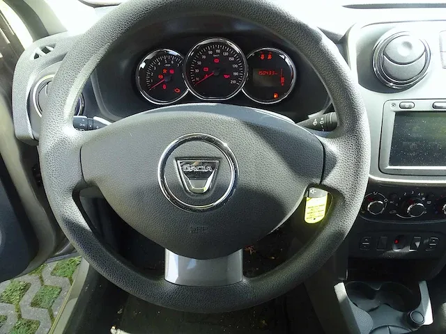 Dacia logan tce - afbeelding 36 van  50