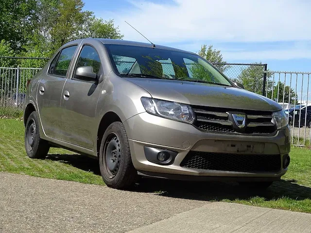 Dacia logan tce - afbeelding 45 van  50