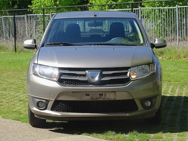 Dacia logan tce - afbeelding 47 van  50