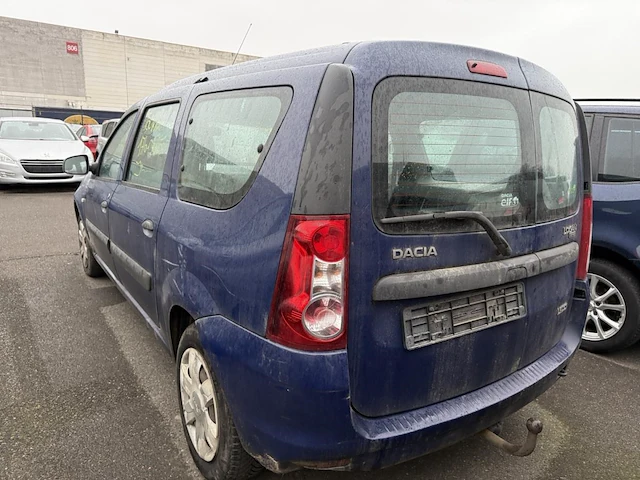 Dacia logan,2010 - afbeelding 30 van  34