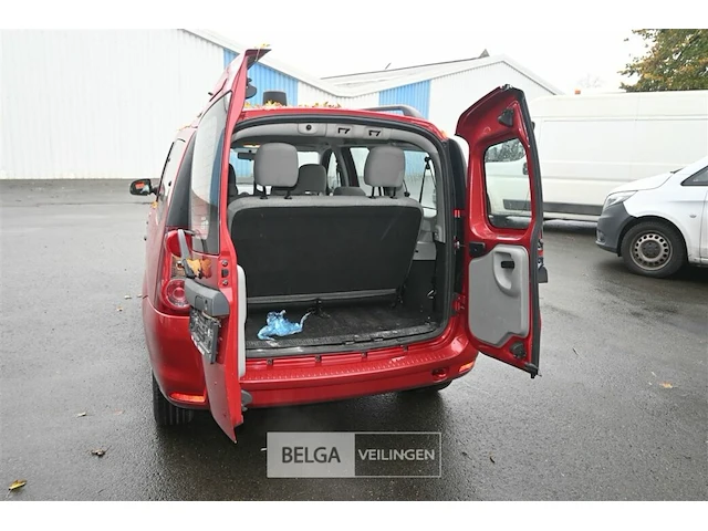 Dacia logan - afbeelding 13 van  21