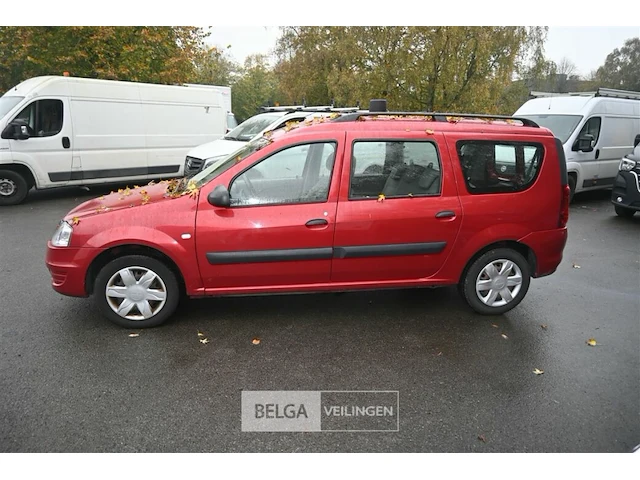 Dacia logan - afbeelding 12 van  21