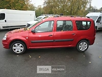 Dacia logan - afbeelding 12 van  21
