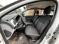 Dacia logan - afbeelding 12 van  12