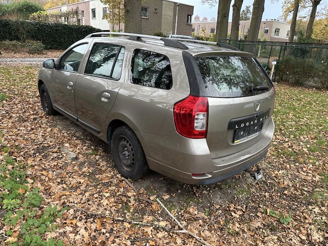 Dacia logan - afbeelding 12 van  16