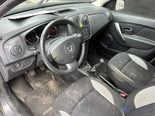 Dacia sandero - 2016 - afbeelding 10 van  12