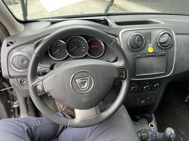 Dacia sandero - 2016 - afbeelding 12 van  12