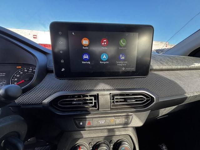 Dacia sandero 1.0 tce comfort cvt 91 at,2022 - afbeelding 3 van  39