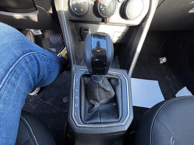 Dacia sandero 1.0 tce comfort cvt 91 at,2022 - afbeelding 5 van  39