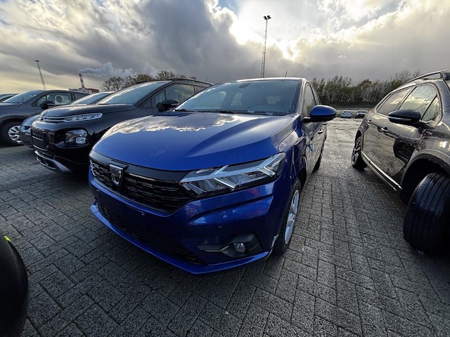 Dacia sandero 1.0 tce comfort cvt 91 at,2022 - afbeelding 1 van  39