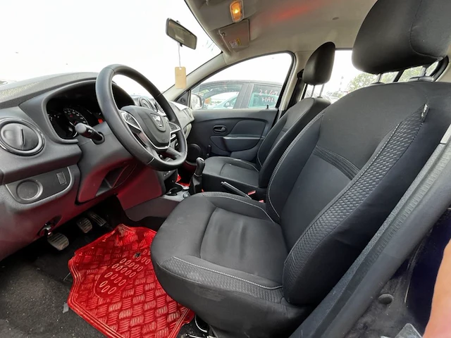 Dacia sandero 1,0i sce 73 - afbeelding 7 van  26