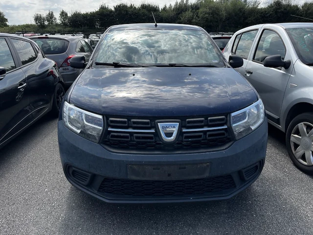 Dacia sandero 1,0i sce 73 - afbeelding 12 van  26