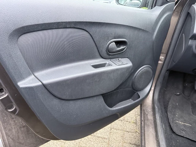 Dacia sandero 1.0i sce ambiance 73, 2017 - afbeelding 27 van  30
