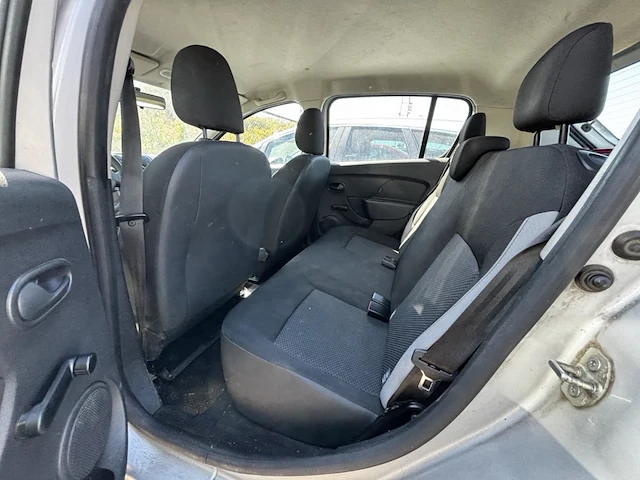 Dacia sandero 1.2i ambiance 75, 2013 - afbeelding 18 van  29