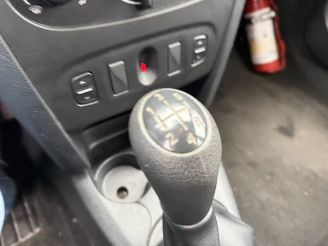 Dacia sandero 1.2i ambiance,2015 - afbeelding 5 van  27