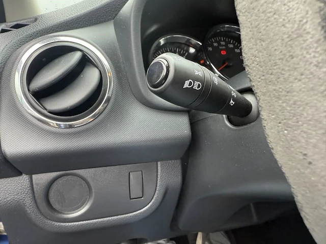 Dacia sandero 1.2i ambiance,2015 - afbeelding 8 van  27