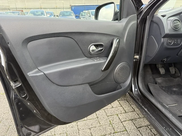 Dacia sandero 1.5 blue dci laureate (eu6.2) 75,2020 - afbeelding 24 van  26