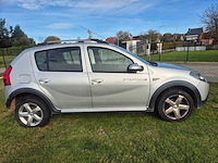 Dacia sandero personenauto 2012 - afbeelding 11 van  16