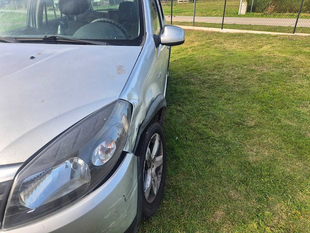 Dacia sandero personenauto 2012 - afbeelding 13 van  16