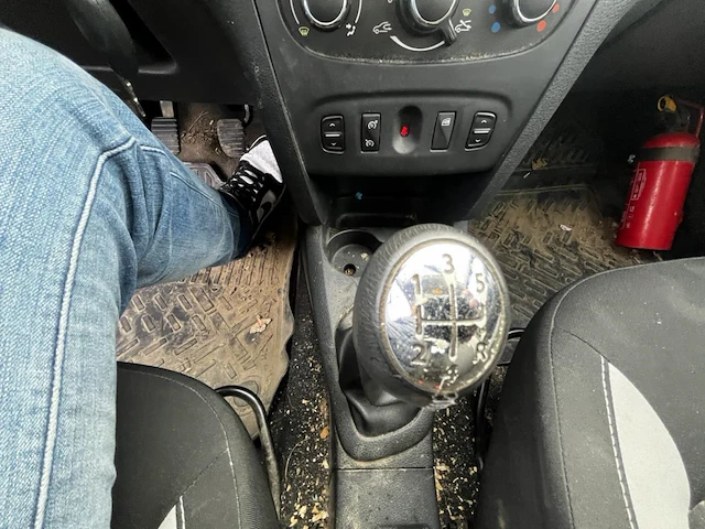 Dacia sandero stepway 0.9 tce stepway plus,2015 - afbeelding 2 van  35
