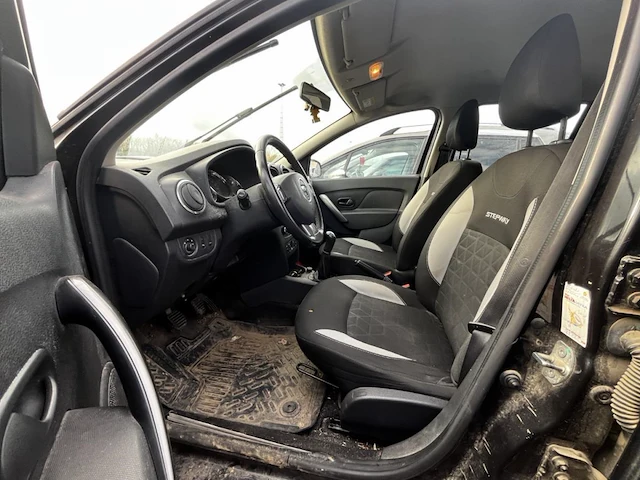 Dacia sandero stepway 0.9 tce stepway plus,2015 - afbeelding 8 van  35
