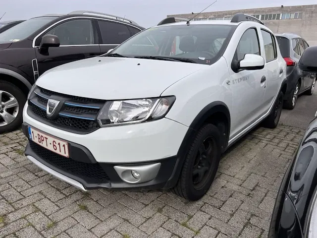 Dacia sandero stepway 1.5 dci stepway plus 90, 2015 - afbeelding 1 van  22