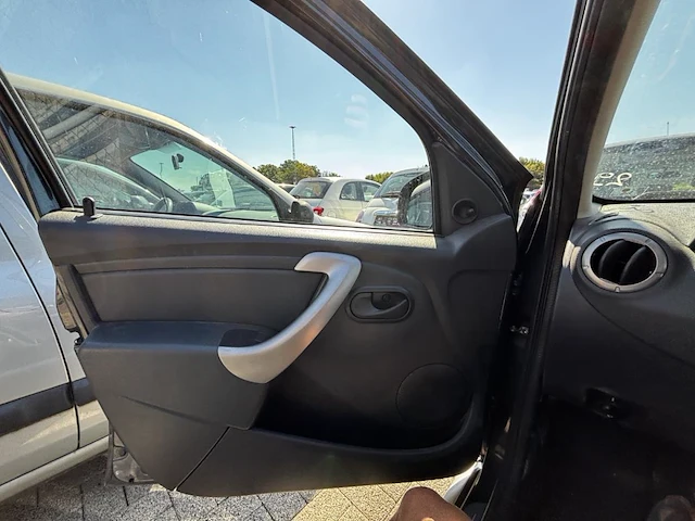 Dacia sandero stepway 1.6i stepway 85, 2012 - afbeelding 13 van  32