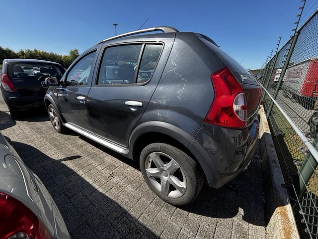 Dacia sandero stepway 1.6i stepway 85, 2012 - afbeelding 5 van  32